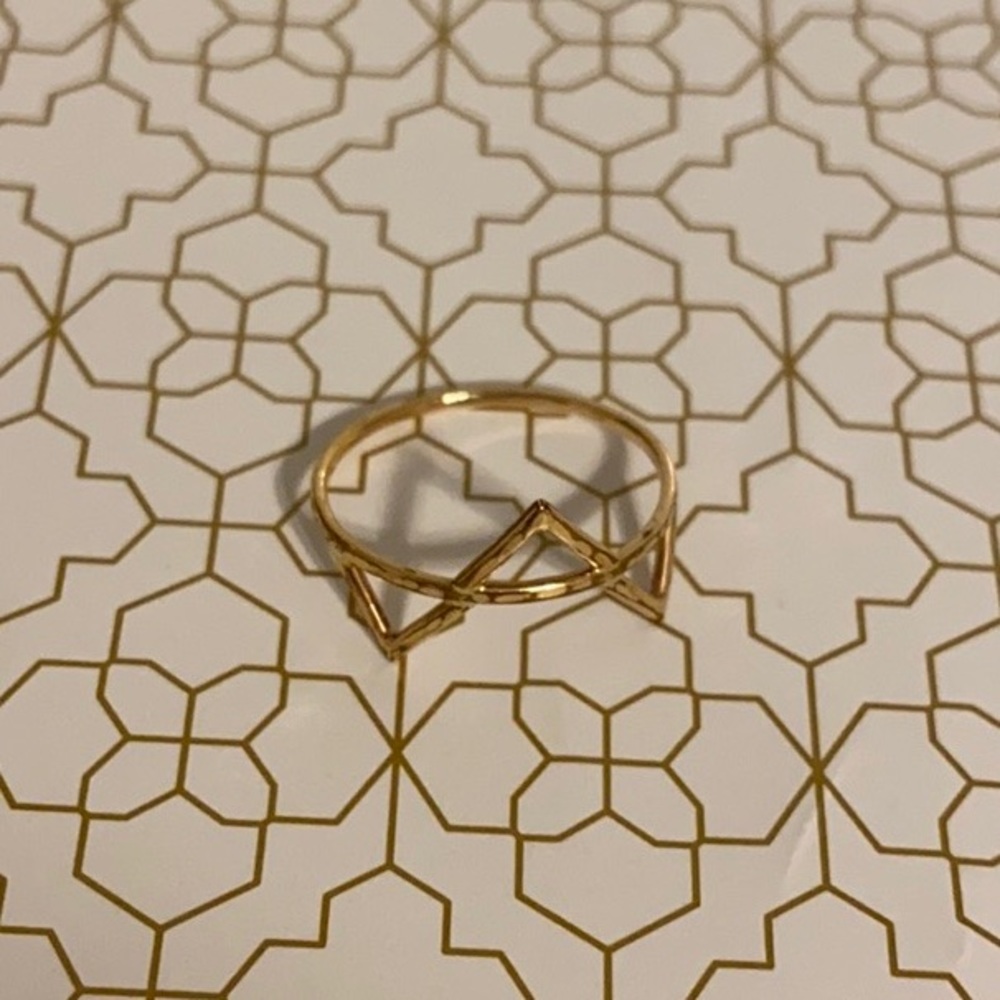 Women’s Stephanie Sheehan size 4.5 gold ring